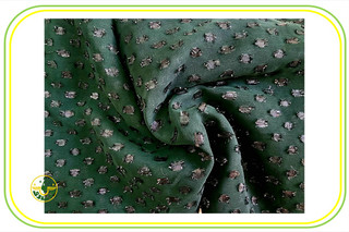 مکنا - رنگ سبز طرح اَشکی ( حریر)